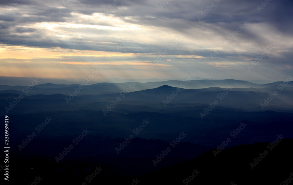 Landscape in the Italian Appennines (Umbria) Landscape in the Italian Appennines (Umbria)