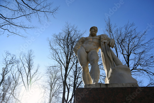 statue, lion, sculpture, stone, angel, art, architecture, sky, marble, monument, ancient, animal, white, old, china, blue, culture, history, isolated, palace, asia, religion, archangelskoye, archangel photo