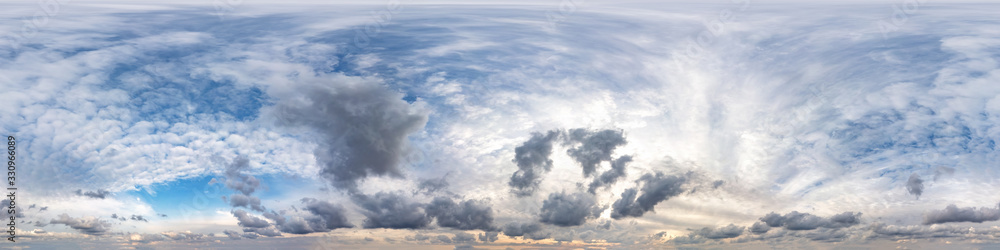 Obraz premium Seamless hdri panorama 360 degrees angle view blue sky with beautiful fluffy cumulus clouds with zenith for use in 3d graphics or game development as sky dome or edit drone shot