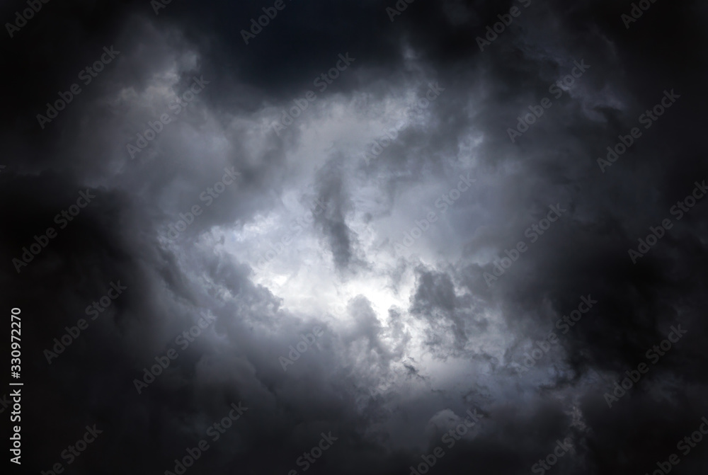 Plakat Dramatic Clouds Background