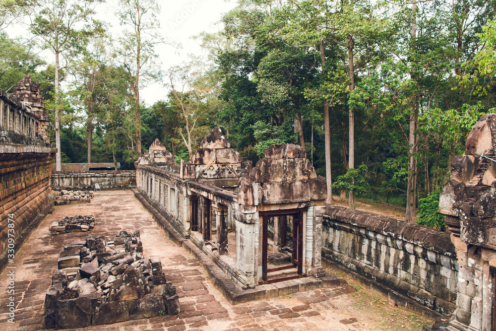 Fototapeta premium The ruins and remains of Ta-Keo Temple. Cambodia. Siem Reap.