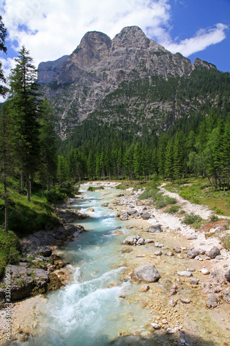 Fotografía The Fanes waterfalls, Cascate di Fanes, Dolomites, Italy
