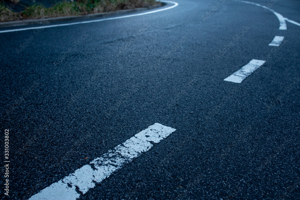 Fototapeta premium アスファルト道路