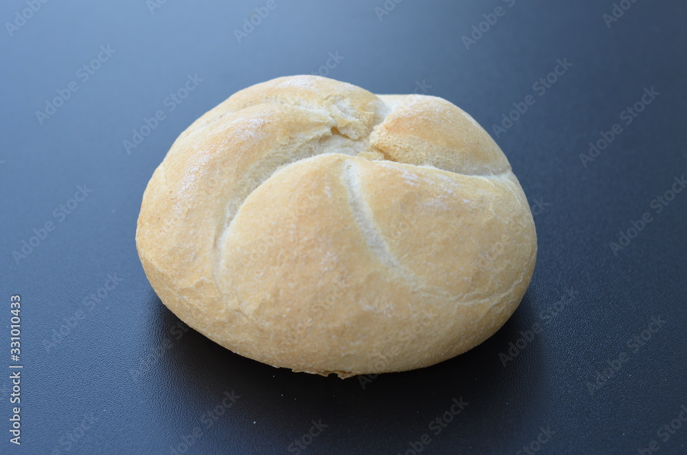 wypieki z pieca , pieczywo , bułeczki , bułki ,z pieca bochenki , pieczone ,z pieca , prosto z pieca , do piekarni reklama , pieczone , bułka z pieca , wypieki z piekarni , z cukierni , śniadanie,