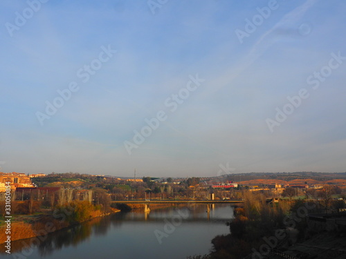 Rio Tajo a su paso por Toledo