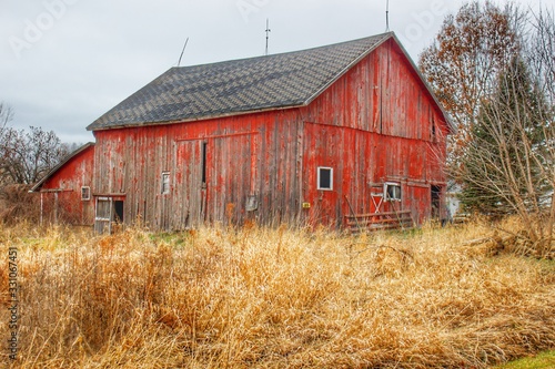 Fototapet 0870 - Harrington Road Red I (0870-BAR-112919-1256P)