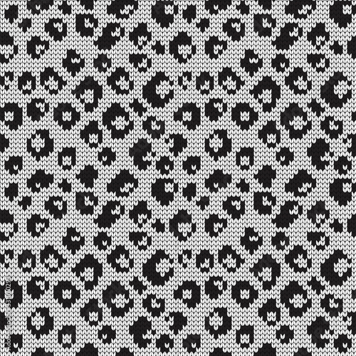 Knitted seamless texture leopard spots