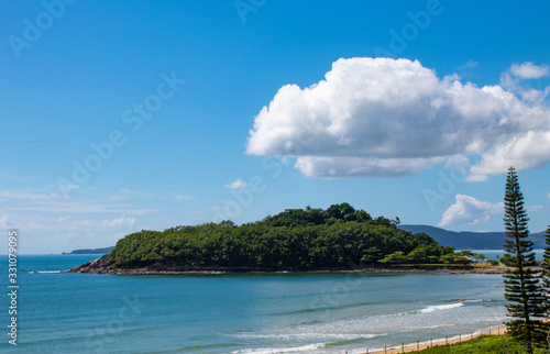 Ilha do Pirata, Itapema, Santa Catarina, Brasil photo