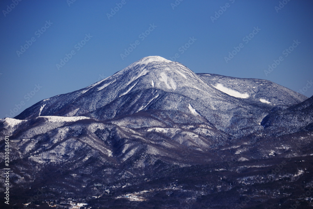 入笠山から　冬の八ヶ岳連峰　蓼科山
