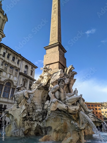 fountain in rome italy