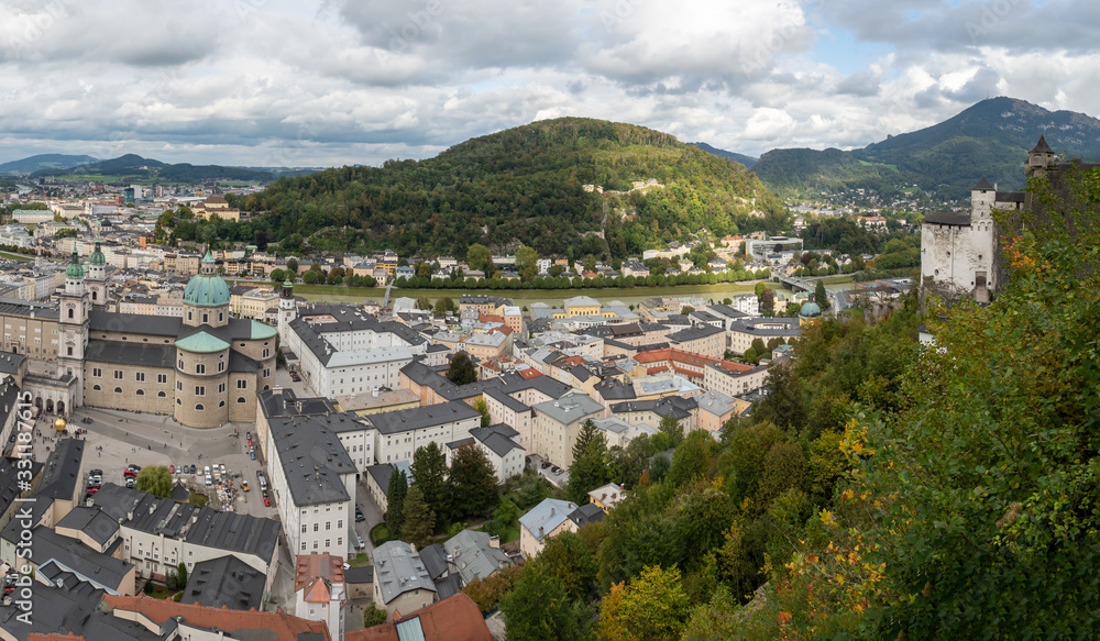 Fototapeta premium Salzburg, Austria - Oct 10th, 2019: Salzburg Cathedral is the seventeenth-century Baroque cathedral of the Roman Catholic Archdiocese of Salzburg in the city of Salzburg, Austria
