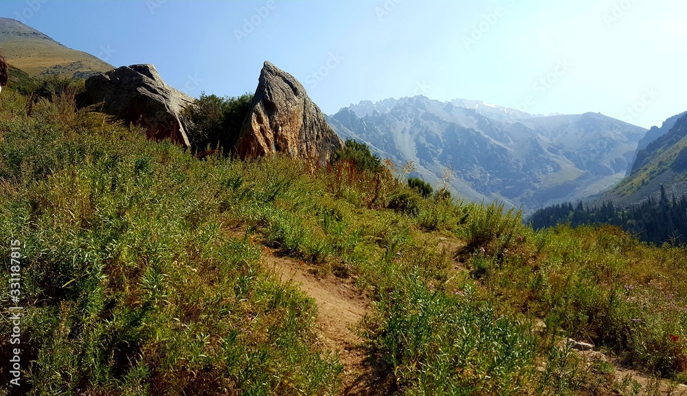 Naklejka premium Berge 3