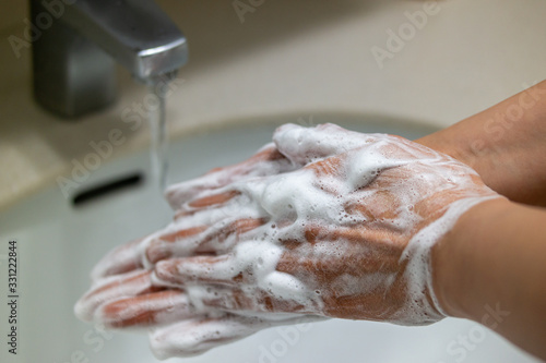 hand washing to prevent corona virus