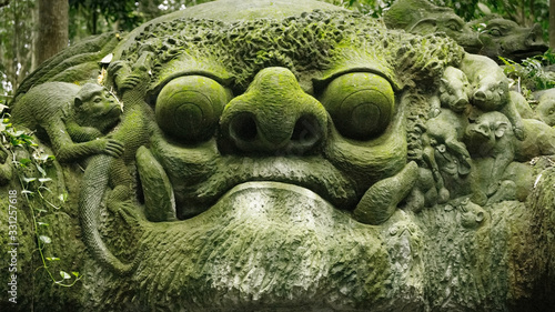 Fotografie Stutue in Sacred Monkey Forest, Ubud, Bali, Indonesia