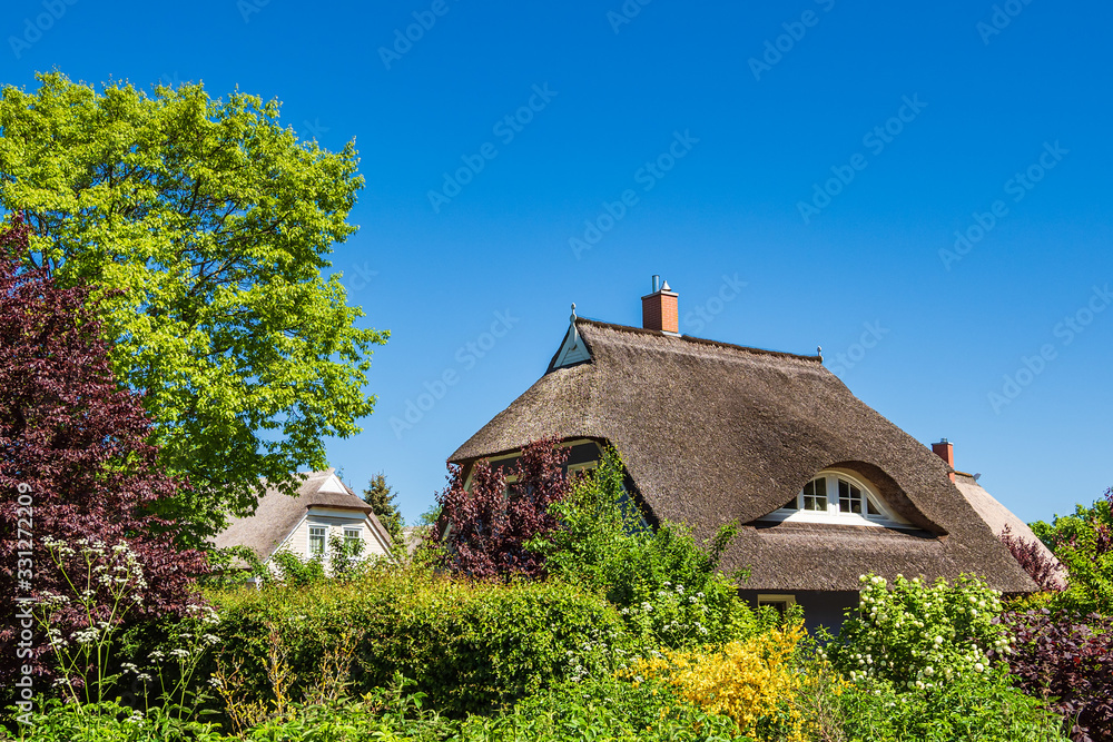 Traditionelles Haus auf dem Fischland-Darß in Wieck Traditionelles Haus auf dem Fischland-Darß in Wieck