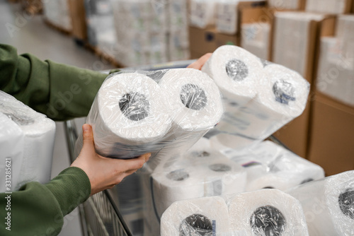 Cuadro en lienzo Toilet paper shortages amid panic throughout the world due to the influenza epidemic and the COVID-19 coronavirus pandemic