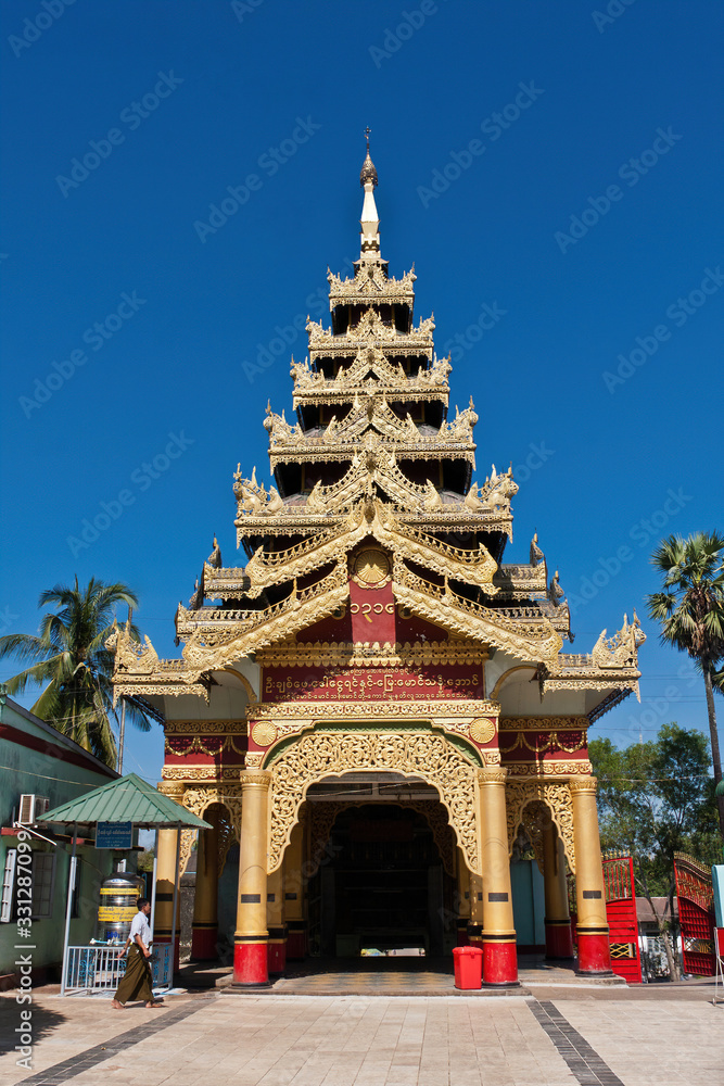 Ornate wooden pavilions in Shwemawdaw Pagoda, Bago, Myanmar Ornate wooden pavilions in Shwemawdaw Pagoda, Bago, Myanmar