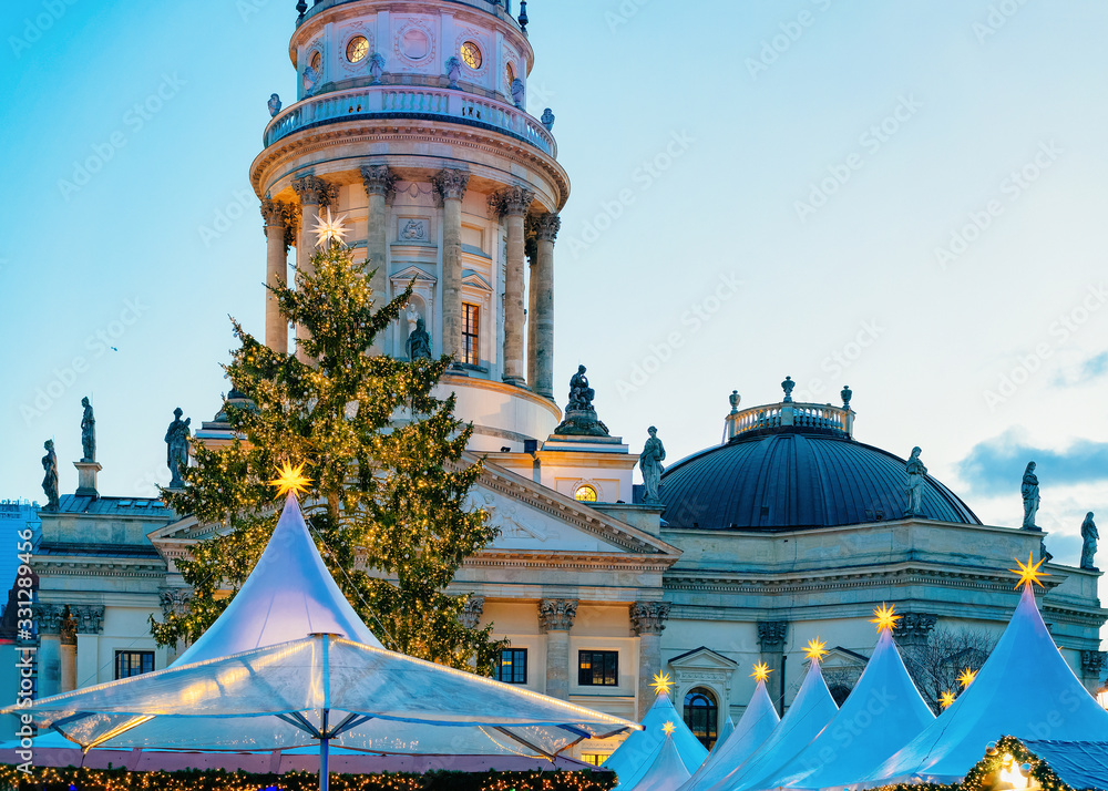 Fototapeta premium Christmas Market at Gendarmenmarkt Winter Berlin