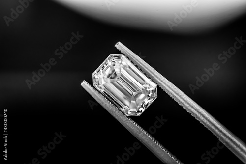 Diamond in Tweezers