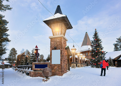 Billede på lærred People at Santa Claus Village at Lapland