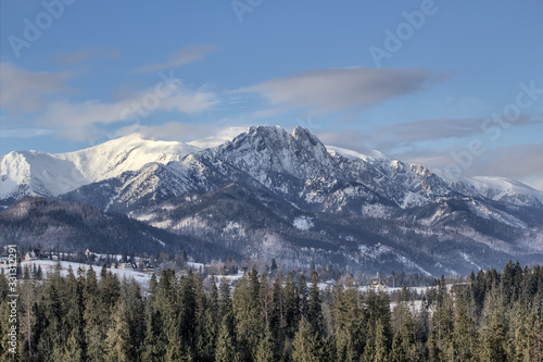 Murzasichle City - View at Tatras and Giewont © sanzios
