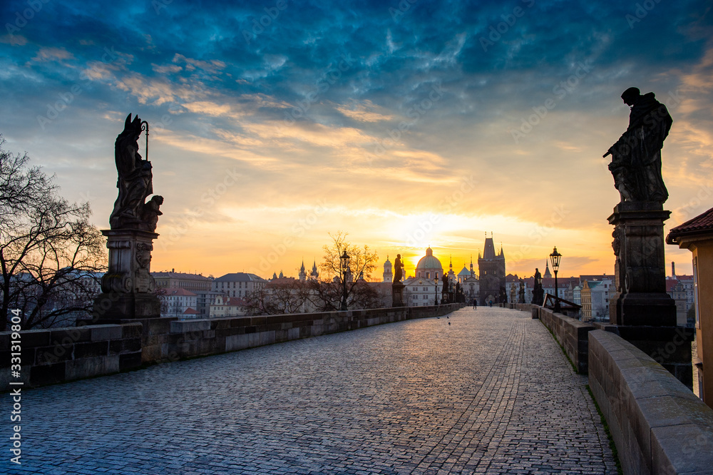 Obraz premium Prague Charles Bridge at sunrise 