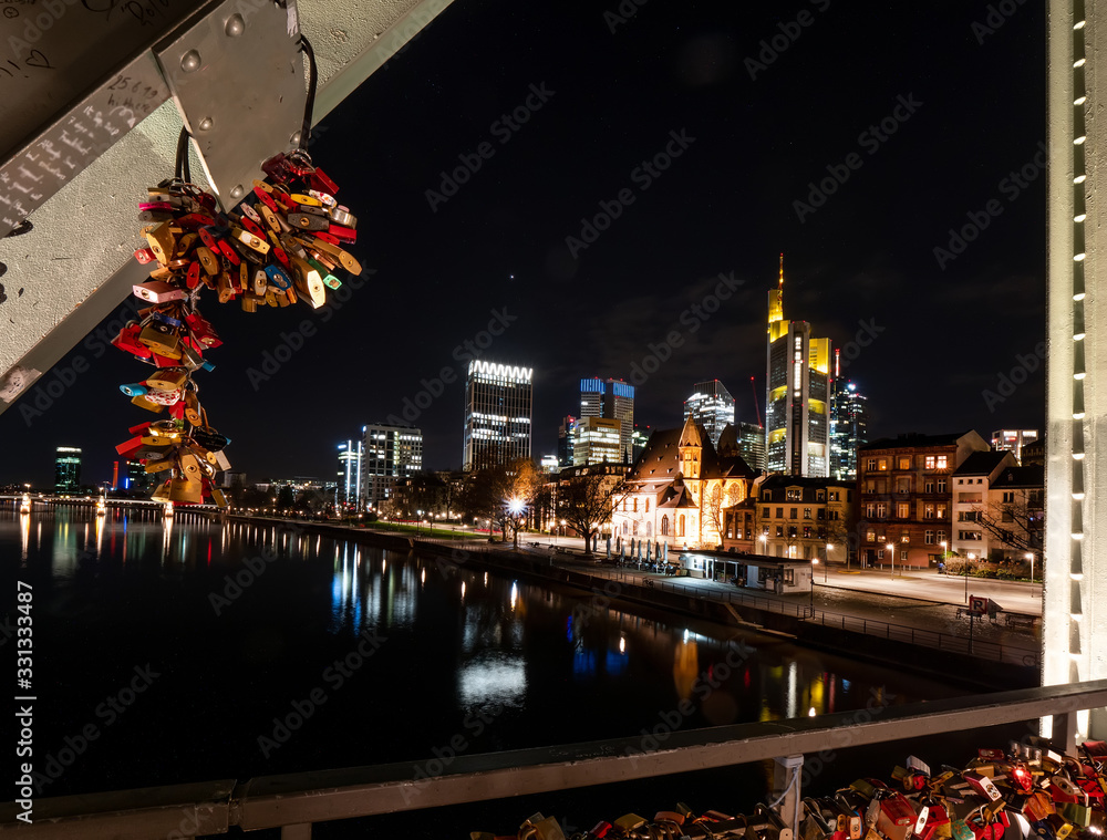 Frankfurt am Main, Skyline und Eiserner Steg