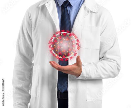 Male doctor with model of v...