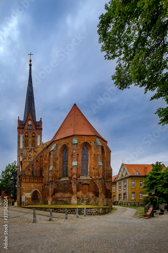 Mittelalterliche Stadtpfarrkirche St. Nikolai in Bad Freienwalde, Ansicht von Osten