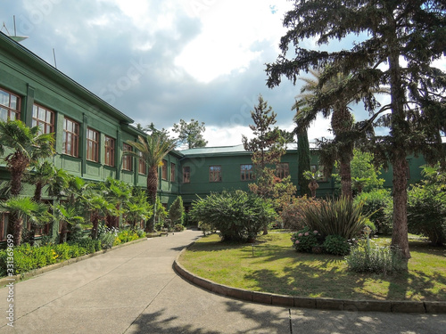 Obraz na plátně Stalin's dacha in the sanatorium Green Grove.