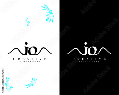 letter io, oi creative handwriting logo design vector