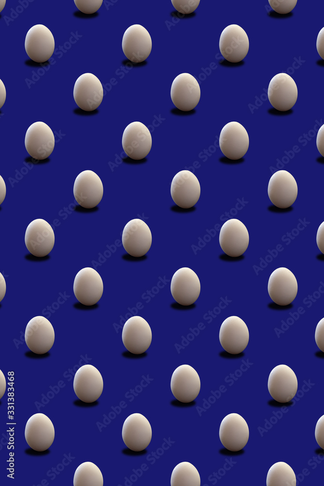 Pattern of eggs standing vertically diagonally