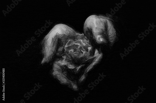 Hände eines älteren Menschen überreichen eine verwelkte Rose in schwarz und weiß