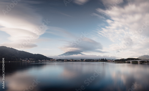 Fototapeta Naklejka Na Ścianę i Meble -  View from Mount Fuji Lake hidden by clouds at sunrise, Japan