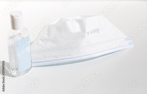 Fotografija masque et gel protection covid 19 , corona virus