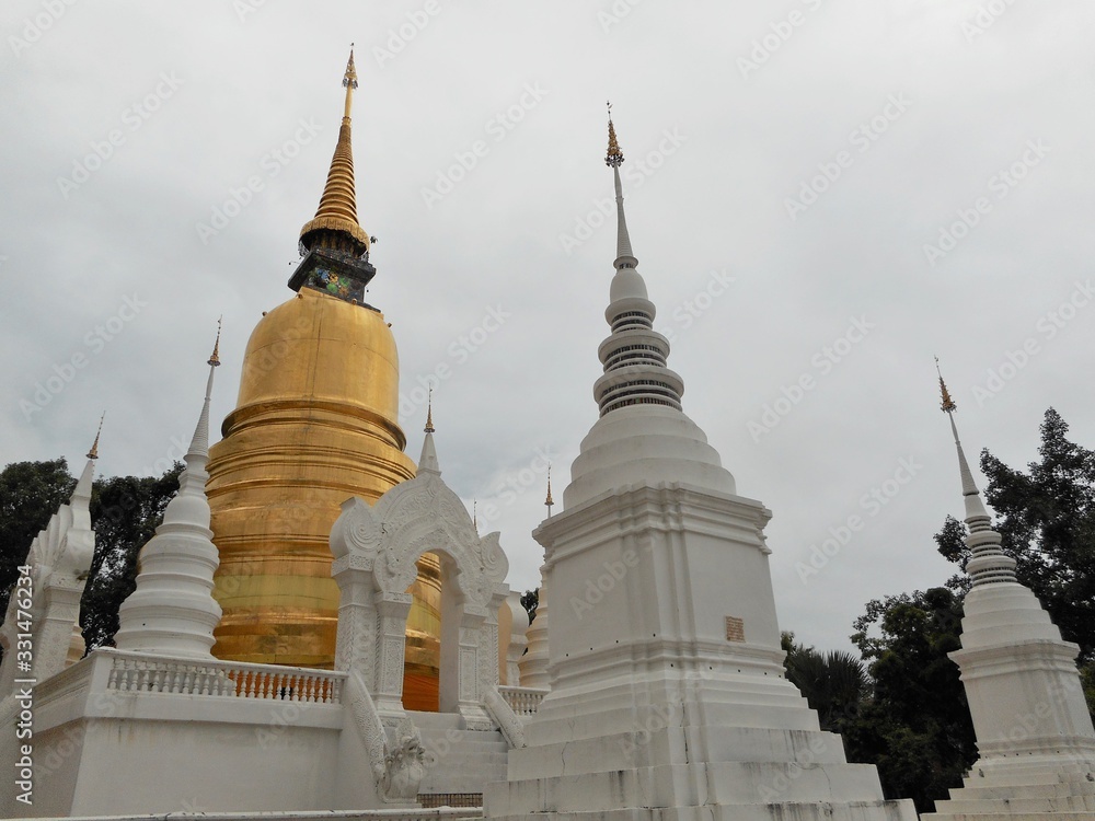 Fototapeta premium タイ、ワットスワンドーク