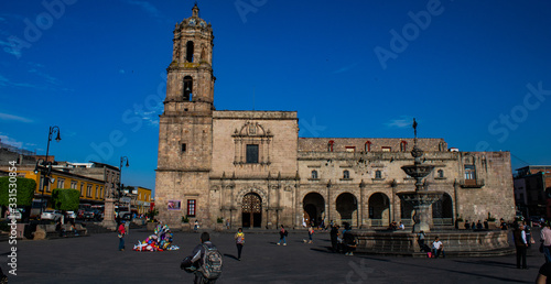 Plaza del templo de San Franciso en Morelia Michoacán