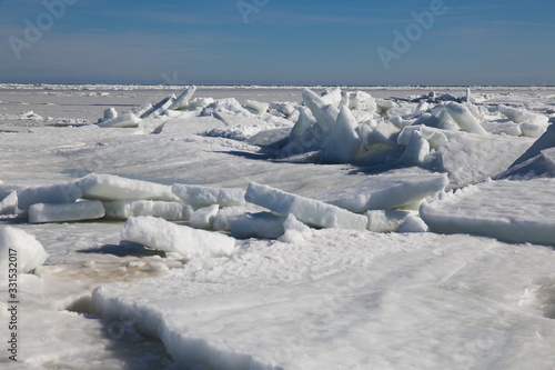 Wallpaper Mural ice mountains frozen sea Torontodigital.ca