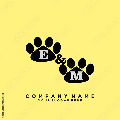 Initial Letter EM Logo With circle Template Vector