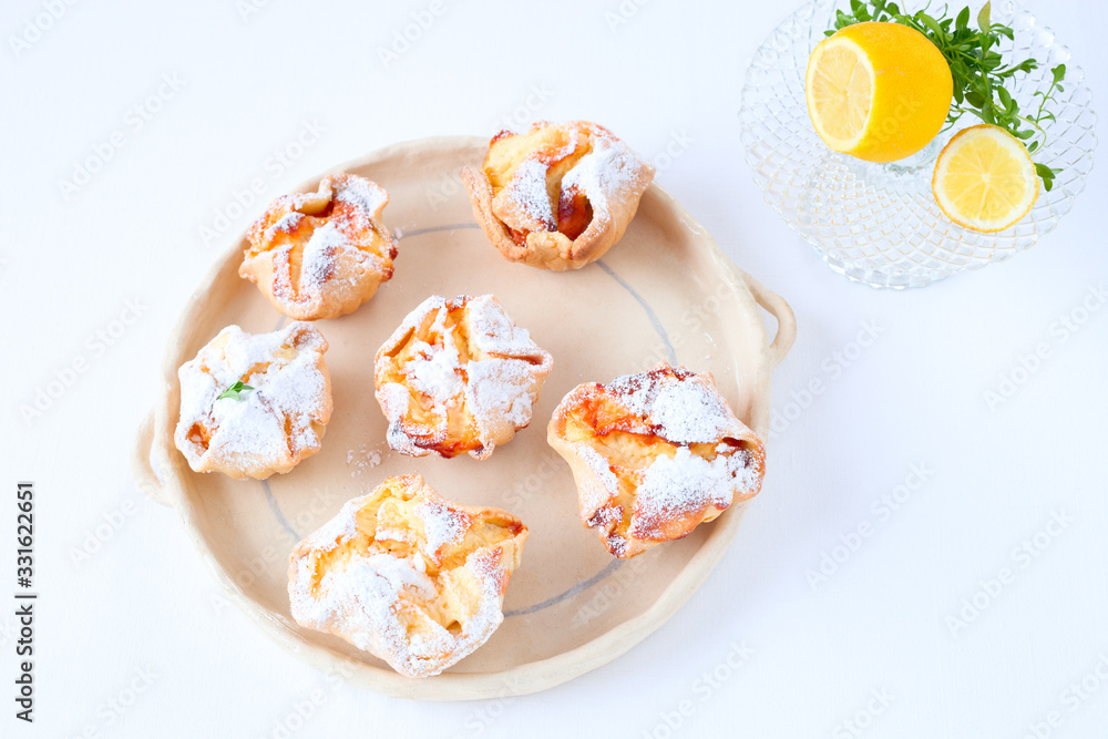 Mürbeteig- Ricotta-Törtchen Mürbeteig- Ricotta-Törtchen