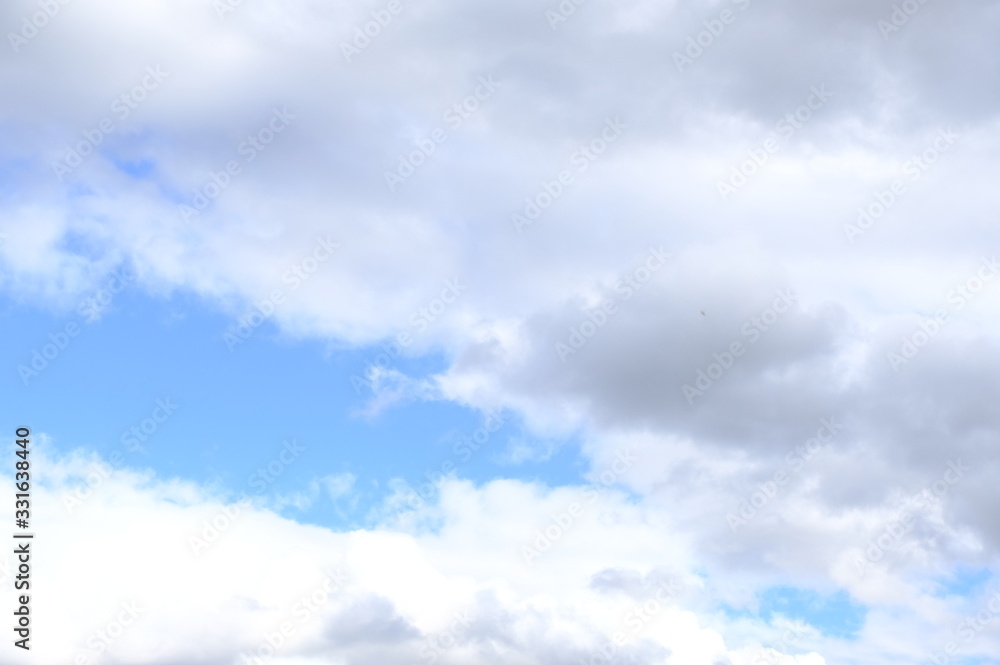 Fototapeta premium Beautiful blue sky clouds for background.