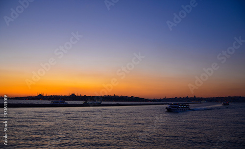 Istanbul Sonnenuntergang © Ilhan Balta