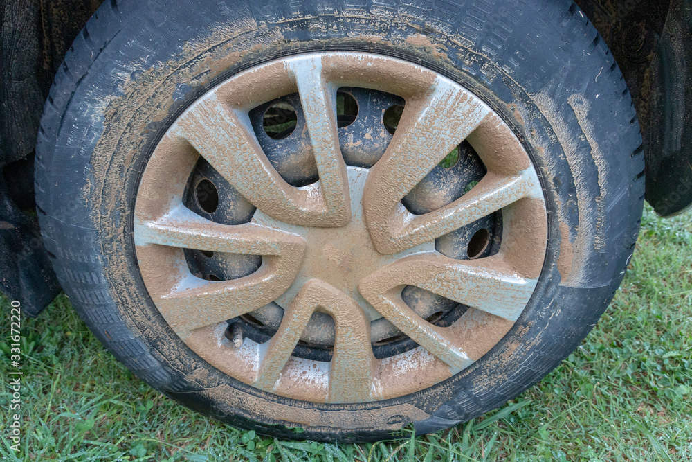 muddy car