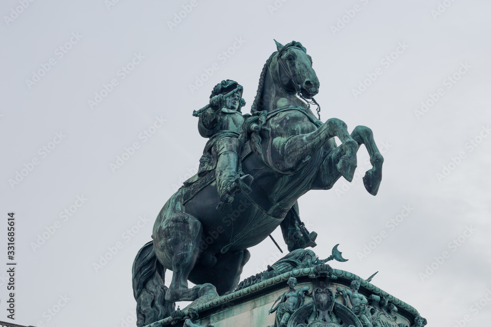 Fototapeta premium Old monument in the center of Vienna in Austria