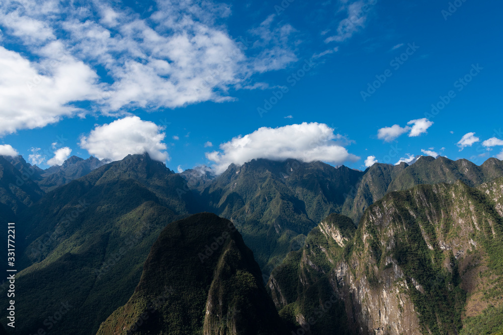 Fototapeta premium A view of Machu Pichu mountains