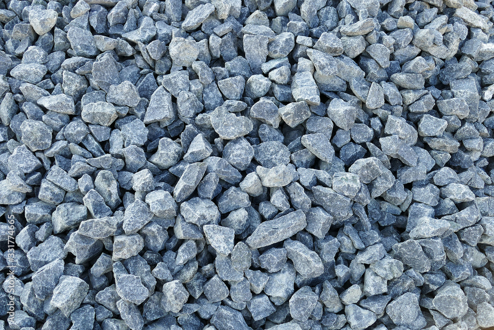 pebbles for the same level of train track,