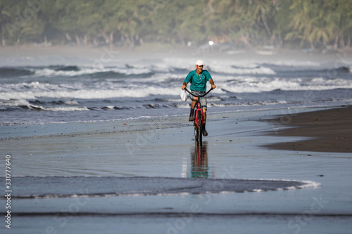bike riding esterillos beach
