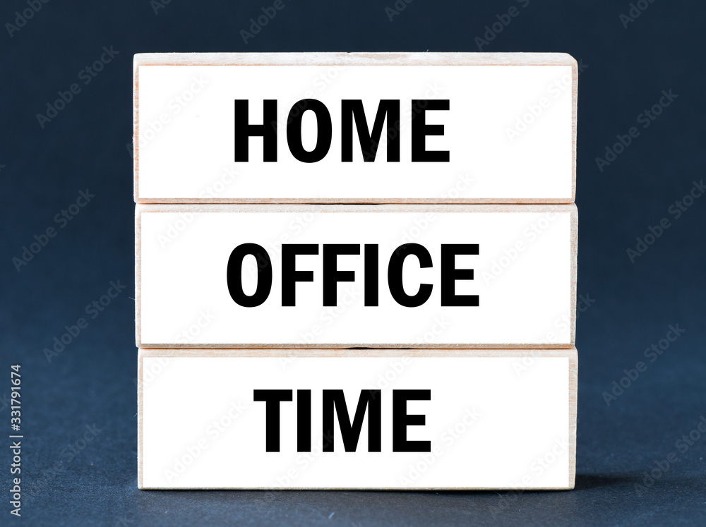 Obraz premium HOME OFFICE TIME text concept
