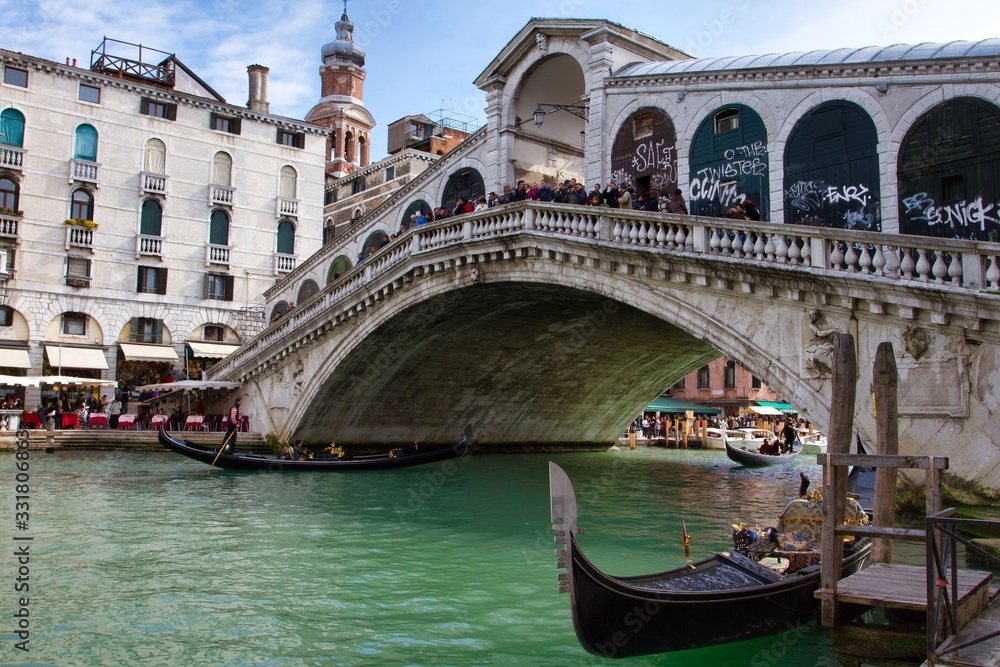Rialto Bridge at Venice Italy 2012/04/11