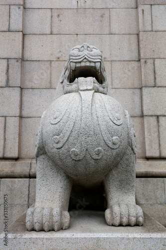 Chinese traditional stone lion sculpture